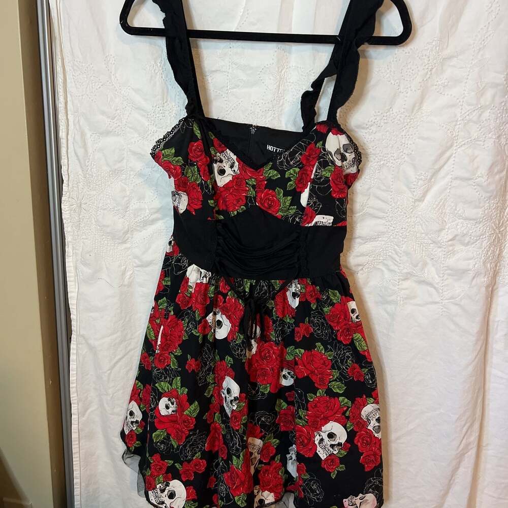 Hot Topic Day Of The Dead Skulls and Roses Lace-Up Corset Fit and Flare Dress